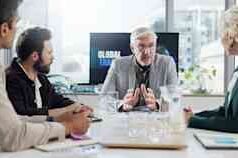 Salesforce Analysis: all’interno del gruppo dirigente, la fiducia è la chiave per scalare l’intelligenza artificiale degli agenti