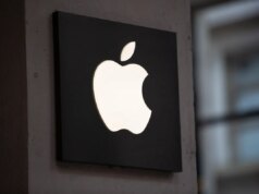 Per non essere da meno di OpenAI, secondo quanto riferito, Apple sta sviluppando un indossabile AI
