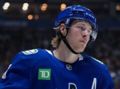 Canucks chiama Rust dei Penguins per una gomitata “sporca” su Boeser negli ultimi secondi