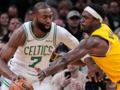 Jaylen Brown segna 30 punti e prende 10 rimbalzi per portare i Celtics sui Pacers