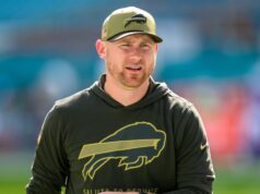 I conti promuovono l’OC Joe Brady a capo allenatore