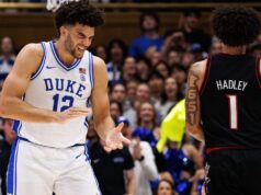 Il numero 4 Duke batte il numero 20 Louisville per rimanere perfetto nell’ACC