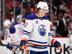 Kasperi Kapanen degli Oilers nella giornata di oggi dopo l’infortunio contro i Blues