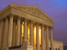 Un uomo si dichiarerà colpevole di aver violato il sistema di archiviazione della Corte Suprema degli Stati Uniti