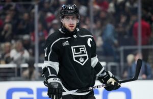 Il capitano dei Kings Anze Kopitar dovrebbe tornare contro i Flyers