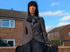 Non guarderai mai più Claudia Winkleman nello stesso modo grazie a questo modello di recinzione da giardino