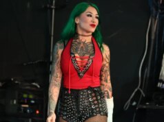 La star della WWE, amante dell’horror, ammette: “Voglio che la gente mi conosca per aver pinzato le teste delle persone”