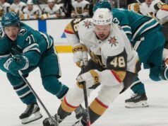 L’Hertl segna due volte contro gli Sharks mentre i Golden Knights vincono per la quarta volta consecutiva