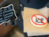 “Sa di democrazia”: la panetteria di San Francisco vende biscotti anti-ICE