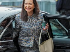 María Machado in visita a Trump dopo essersi offerta di condividere il Nobel con lui