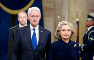 Il portavoce di Clinton si scaglia contro Comer per l’indagine su Epstein mentre si avvicina il voto di disprezzo