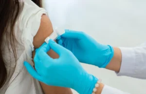 L’American Academy of Pediatrics rilascia raccomandazioni sui vaccini che differiscono dalle linee guida del CDC