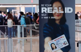 Presto dovrai pagare una tassa durante il viaggio se non hai un documento d’identità o un passaporto reale