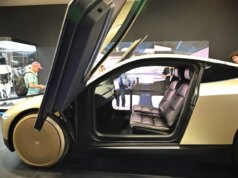 Il responsabile del programma Tesla Cybercab se ne va e si vanta di aver oltrepassato i limiti della sicurezza