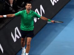Djokovic nei quarti di finale dopo il forfait del figlio avversario