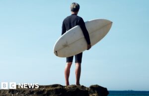 Surfista ferito nel quarto attacco di squalo nello stato australiano in 48 ore