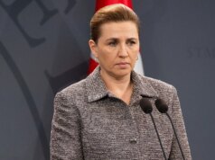 Il primo ministro danese insiste che la sovranità non è negoziabile mentre Trump annuncia il “quadro” dell’accordo con la Groenlandia