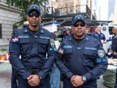 Il membro del Congresso vuole che gli agenti ICE indossino codici QR