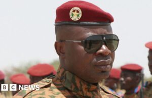 Ex presidente accusato di complotto omicida estradato in Burkina Faso