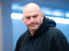 Fetterman si oppone agli sforzi di chiusura mentre i colleghi democratici si muovono per bloccare il disegno di legge sui finanziamenti dell’ICE
