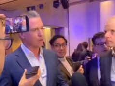 Newsom afferma che gli è stato impedito di entrare nel padiglione americano a Davos, dopo aver definito “noioso” il discorso di Trump