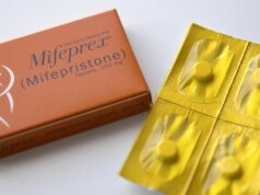 Newsom impedisce alla Louisiana di estradare un medico accusato di aver spedito pillole abortive