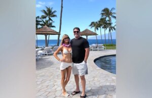 Christina Haack di HGTV indossa un bikini per una vacanza alle Hawaii con il fidanzato Chris Larocca