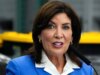 Hochul sostiene la legislazione che consente ai newyorkesi di citare in giudizio gli agenti dell’ICE: “Il potere non giustifica gli abusi”