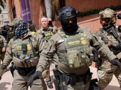 Gli agenti dell’ICE condurranno le operazioni di controllo al Tremendous Bowl LX, cube il funzionario