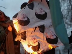 Yale ospita la controversa relatrice Trita Parsi accusata di promuovere gli interessi del regime iraniano