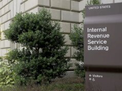 L’IRS ha erroneamente condiviso i dati riservati dei contribuenti immigrati con il DHS: deposito in tribunale