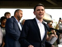 I democratici del Texas che dicevano che Dio è “non binario” ora dicono che gli atei sono più “simili a Cristo” dei colleghi cristiani