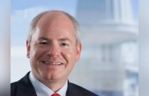 Il giudice dell’Indiana nel bizzarro caso di Natalia Grace è stato colpito da un’aggressione domestica mentre la polizia dà la caccia al sospettato