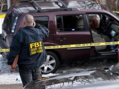 Kristi Noem cube a Jake Tapper della CNN che non può “cambiare i fatti” sulla sparatoria del Minnesota ICE