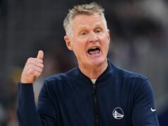 Steve Kerr dei Warriors afferma che la “disinformazione” nei media divide gli americani dopo la sparatoria coinvolta dal CBP