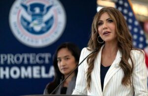 Le autorità statunitensi per l’immigrazione consentono al sospettato di una rapina di gioielli da 100 milioni di dollari di auto-deportarsi prima del processo