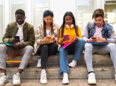 TikTok si unisce a Snap per risolvere la causa sulla dipendenza dai social media