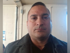 Il DHS svela il passato di un dipendente del consiglio comunale di New York dopo che Mamdani si è arrabbiato per l’arresto