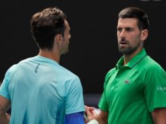 Djokovic in semifinale agli Australian Open dopo l’infortunio di Musetti