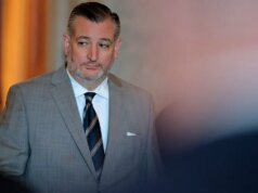 Ted Cruz esorta gli Stati Uniti advert armare i manifestanti iraniani mentre le milizie minacciano “guerra totale” contro l’America