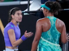 Naomi Osaka e Sorana Cirstea condividono un gelido momento post-partita agli Australian Open