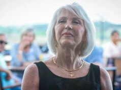 Il giudice d’appello sembra scettico sulla sentenza per la impiegata pro-Trump del Colorado Tina Peters