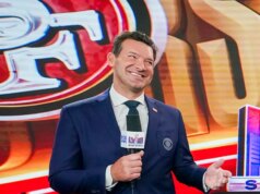 Tony Romo si apre commentando le critiche che sceglie di ignorare: “Stanno guardando”