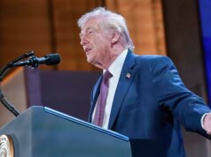 Trump invita i datori di lavoro a livello nazionale a versare i contributi sui conti Trump dei figli dei lavoratori