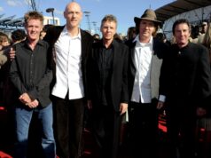 Rob Hirst, il feroce batterista dei Midnight’s Oil, morto a 70 anni