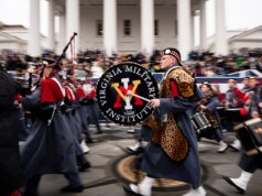 Radicali dei campus universitari: i democratici prendono di mira la scuola militare, gli insegnanti di Chicago provocano il caos, lo scandalo virale dell’infermiera universitaria