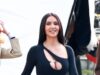 Giddy Kim Kardashian viene sminuita da Nikki Glaser mentre gira una nuova commedia a Los Angeles nel mezzo della storia d’amore di Lewis Hamilton
