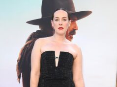 Jena Malone, ex studentessa di Starvation Video games, annuncia il fidanzamento con l’attore di Dropout Jack Buckley