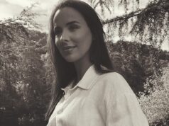 La star di Neighbours Ashleigh Brewer rivela che aspetta il suo primo figlio dal marito, produttore cinematografico, settimane dopo essersi sposata