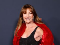 Jane Seymour sfida facilmente i suoi 75 anni alla première stellata di EPiC: Elvis Presley in Live performance